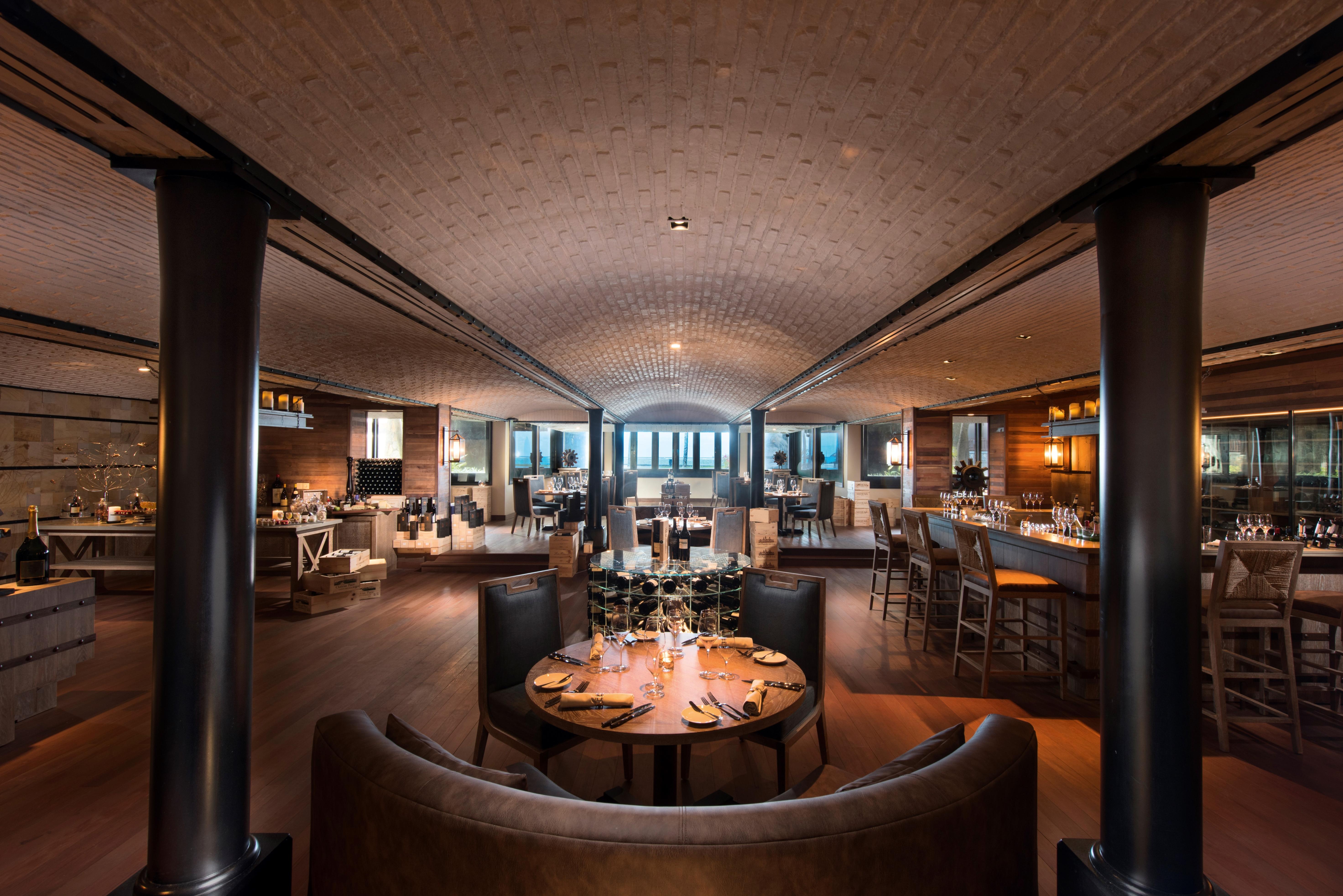 Constance Belle Mare Plage Esterno foto The interior of the restaurant