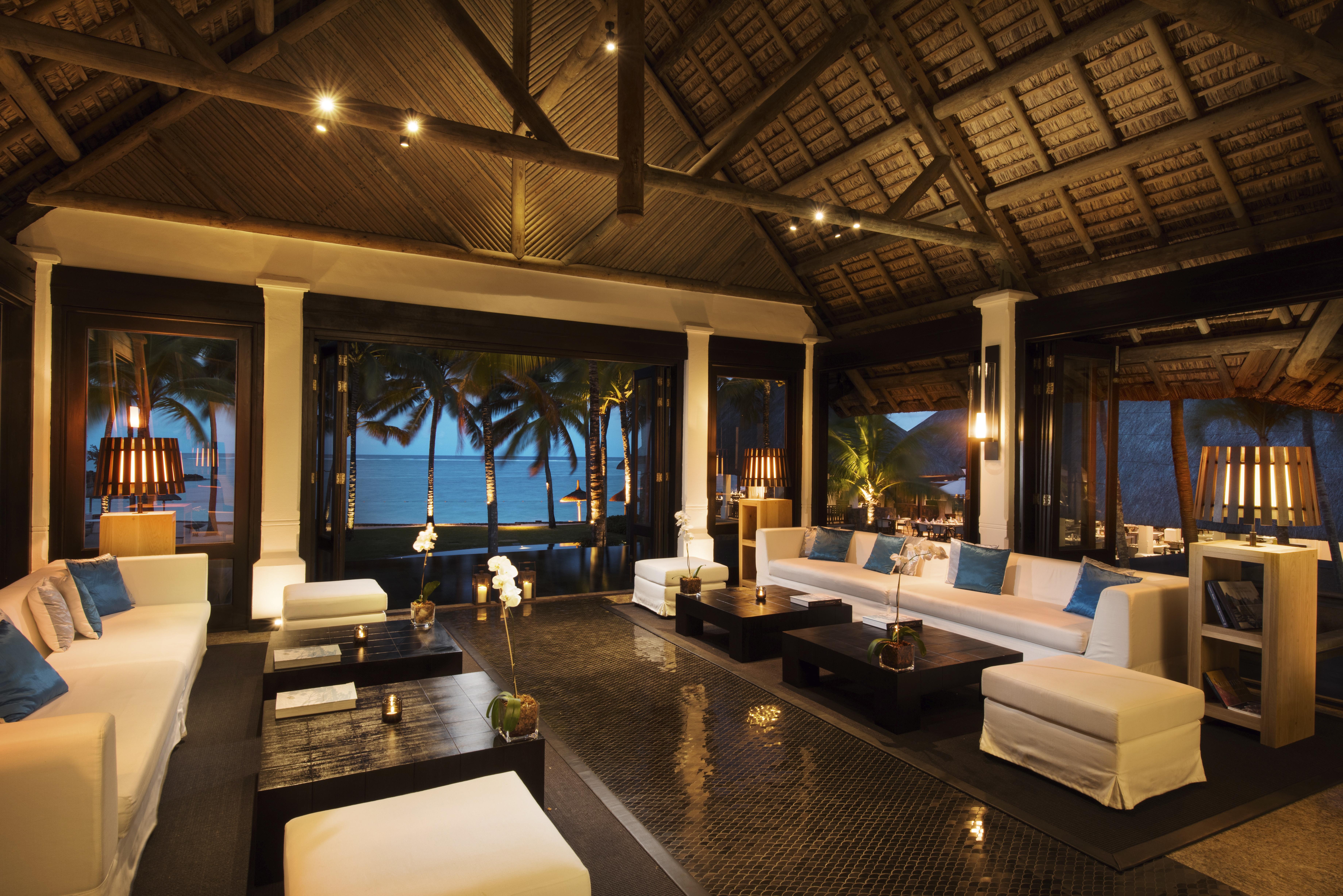 Constance Belle Mare Plage Esterno foto The interior of the resort