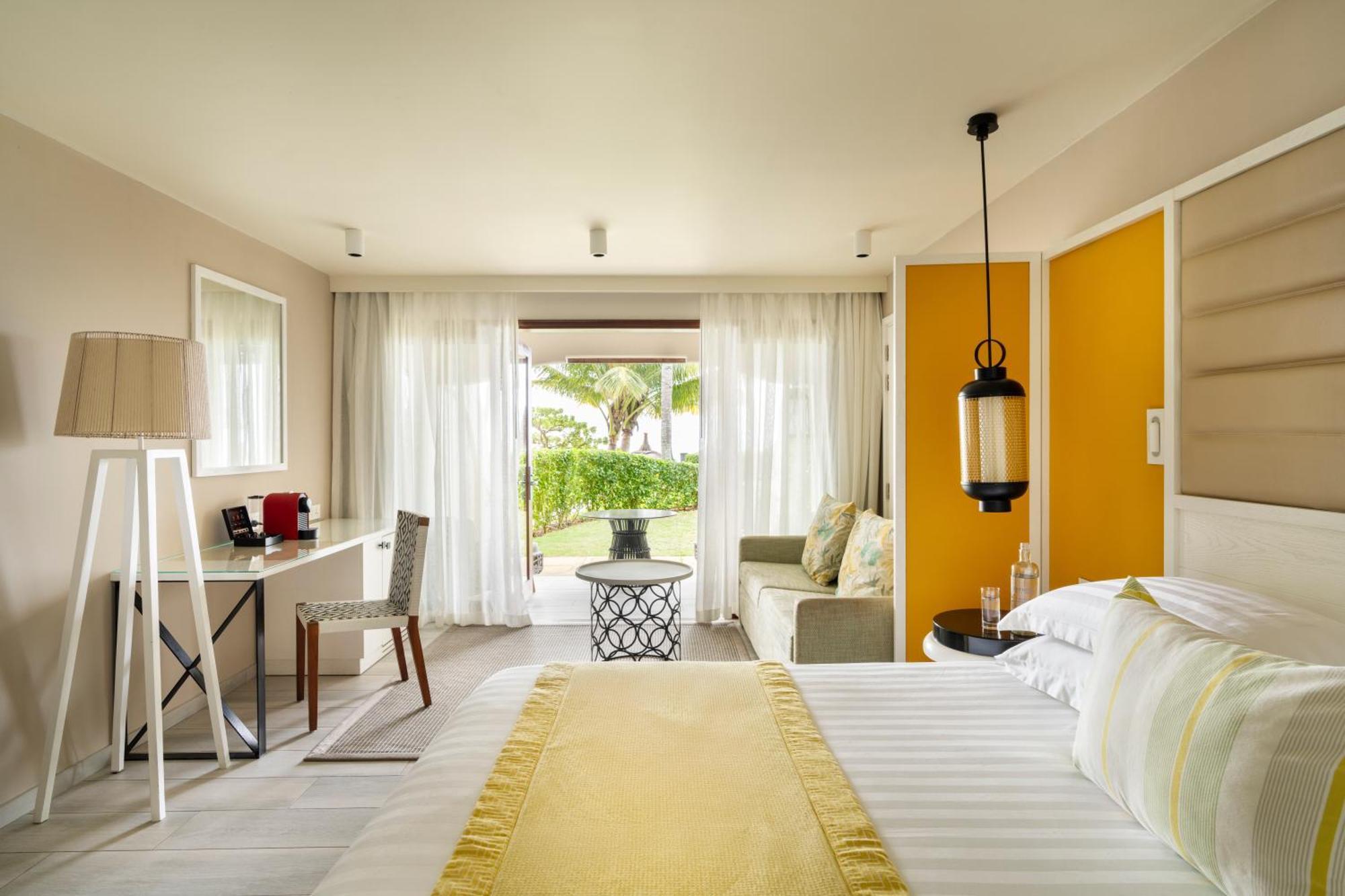 Constance Belle Mare Plage Esterno foto Deluxe Beachfront Room