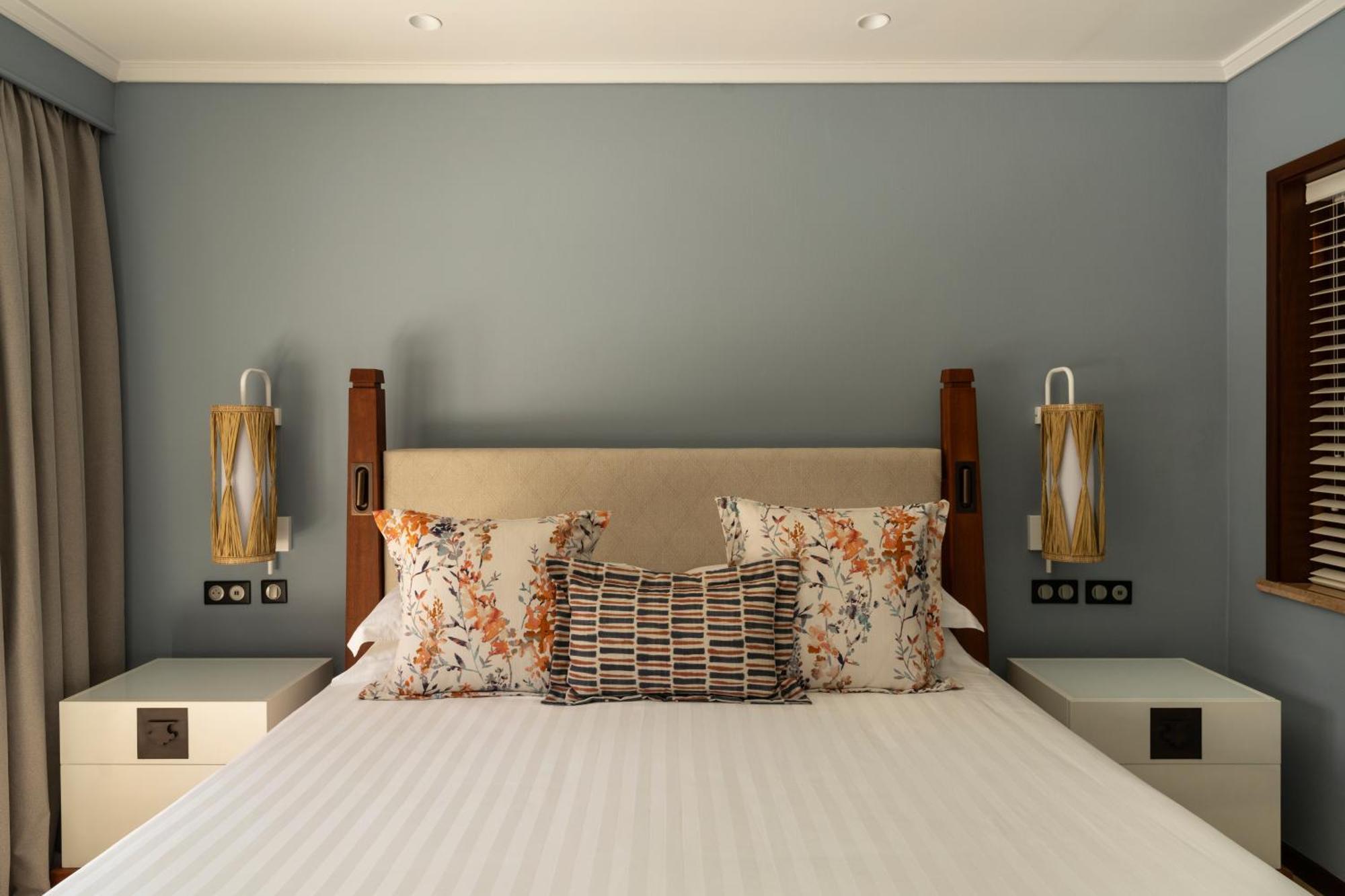 Constance Belle Mare Plage Esterno foto A bedroom at the hotel